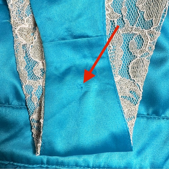 Modcloth Minuet NWT Sleeveless Fit & Flare Mini Dress Gold Lace Blue Satin Sz S - Picture 11 of 14